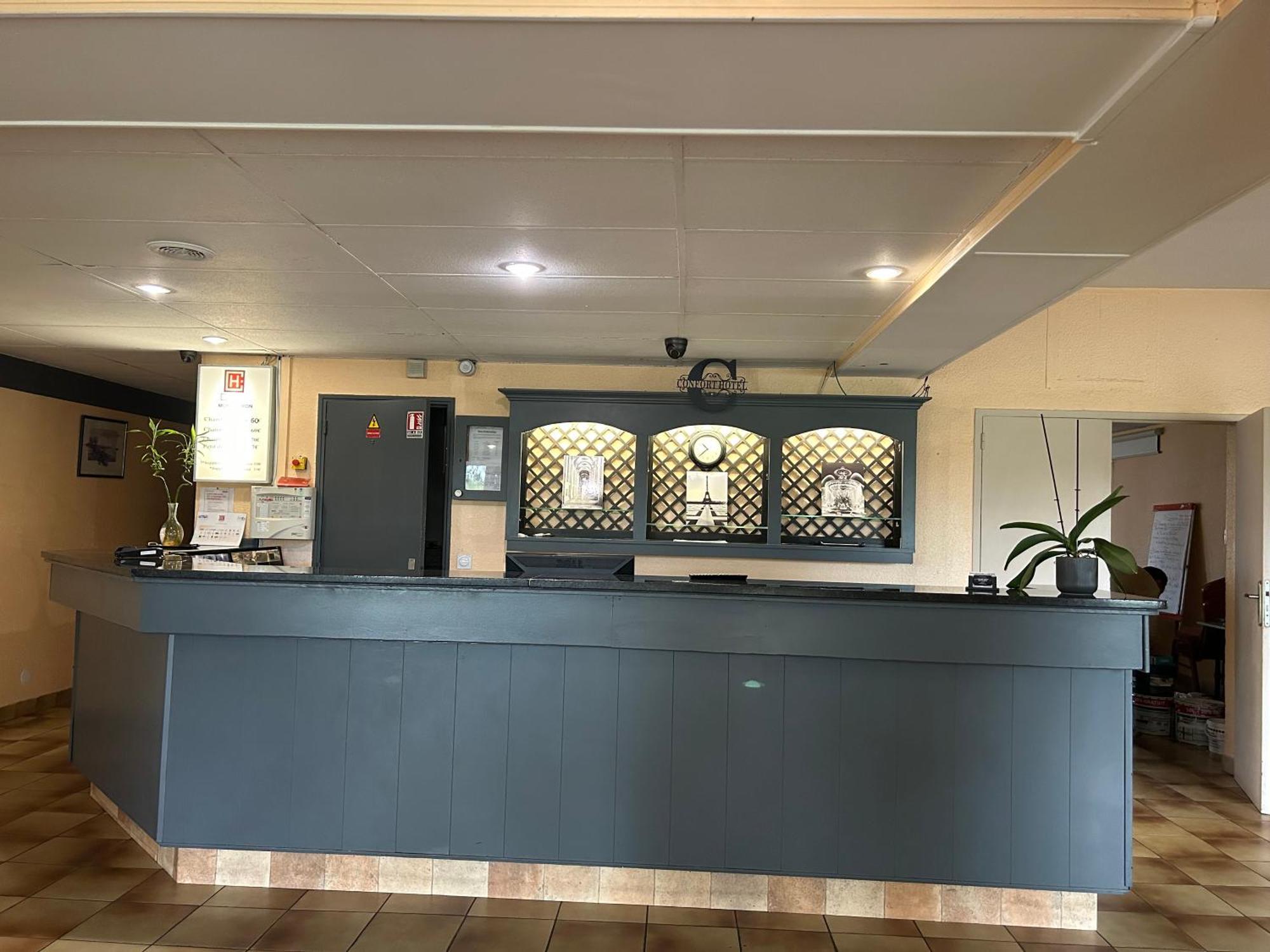 Confort Hotel Montgeron المظهر الخارجي الصورة